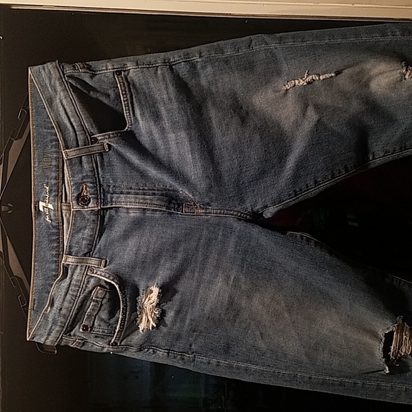 NWOT 7FOR ALL MANKIND RYLEY DISTRESSED JEAN/ITALIAN FABRIC/SOLD OUT ONLINE - Picture 3 of 16